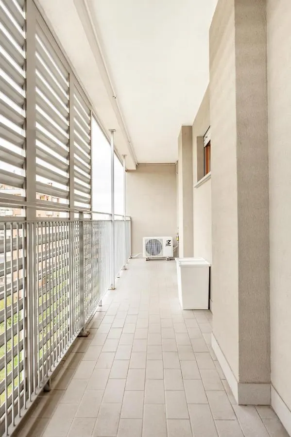 Lussuoso Attico Con Garage Gratis Vicino Al Duomo E Allo Ieo Milan Apartment